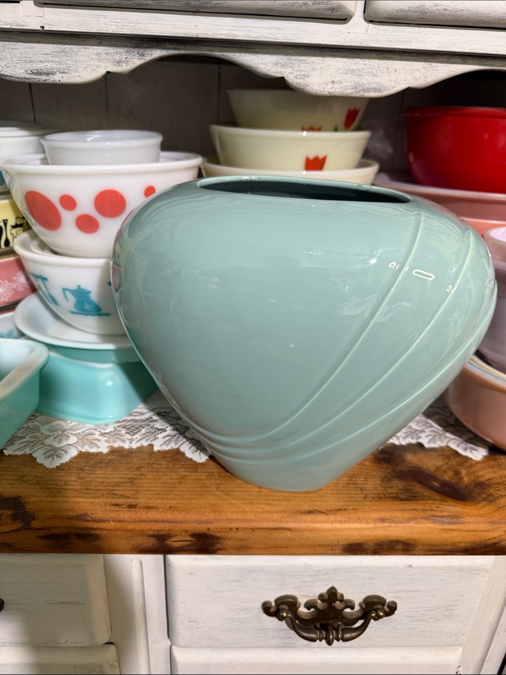 vintage 1980s Haeger art deco revival ceramic vase pastel seafoam green